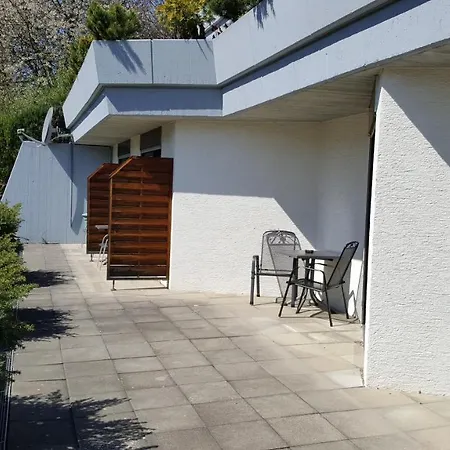 Grasy Guest house Aidlingen